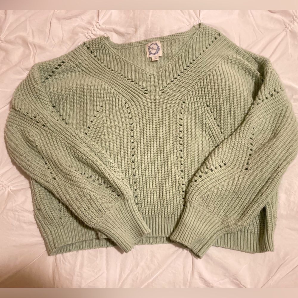 Size small Mint green sweater, great condition, brand is Blue Rain!
